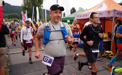 23 kilometry po górach. Zawodnicy pełni uśmiechów ruszyli na trasę [ZDJĘCIA] - 27